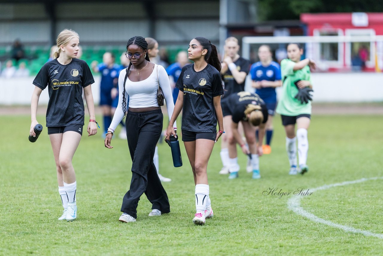 Bild 415 - Loewinnen Cup